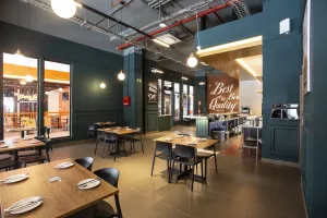 área de restaurante, bb.q chicken